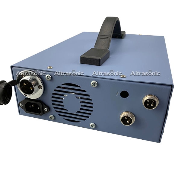 Mesin Jahit Ultrasonic Digunakan Ultrasonic Power Welding Generator