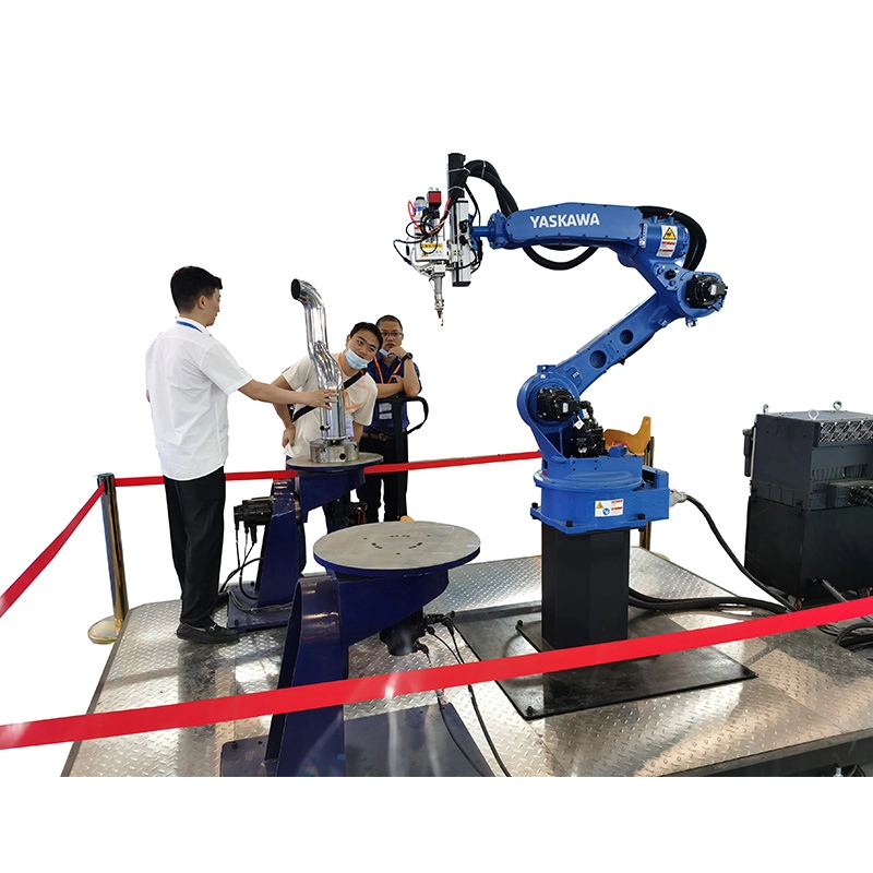 Sistem Pengelasan Laser Robot Industri