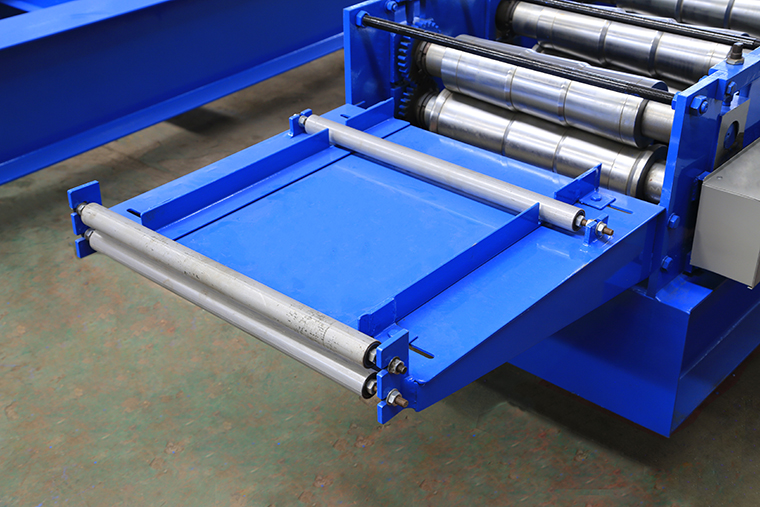 Klip-Lok Roof Panel Roll Forming Machine