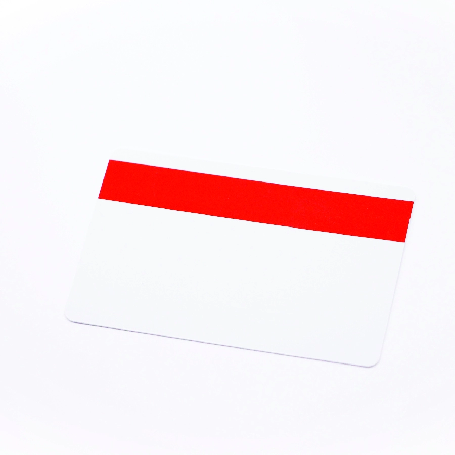 KARTU PVC dengan strip magnetik Merah