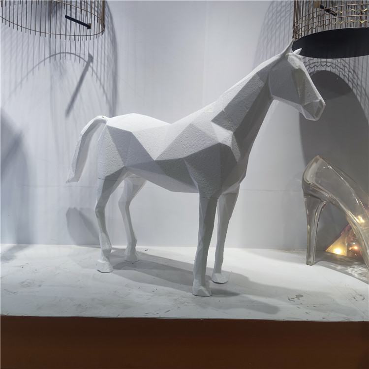 fake horse sculpture 