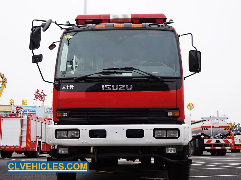 ISUZU FVZ tangki air 12000 liter dan truk pemadam kebakaran tangki busa 4000 liter