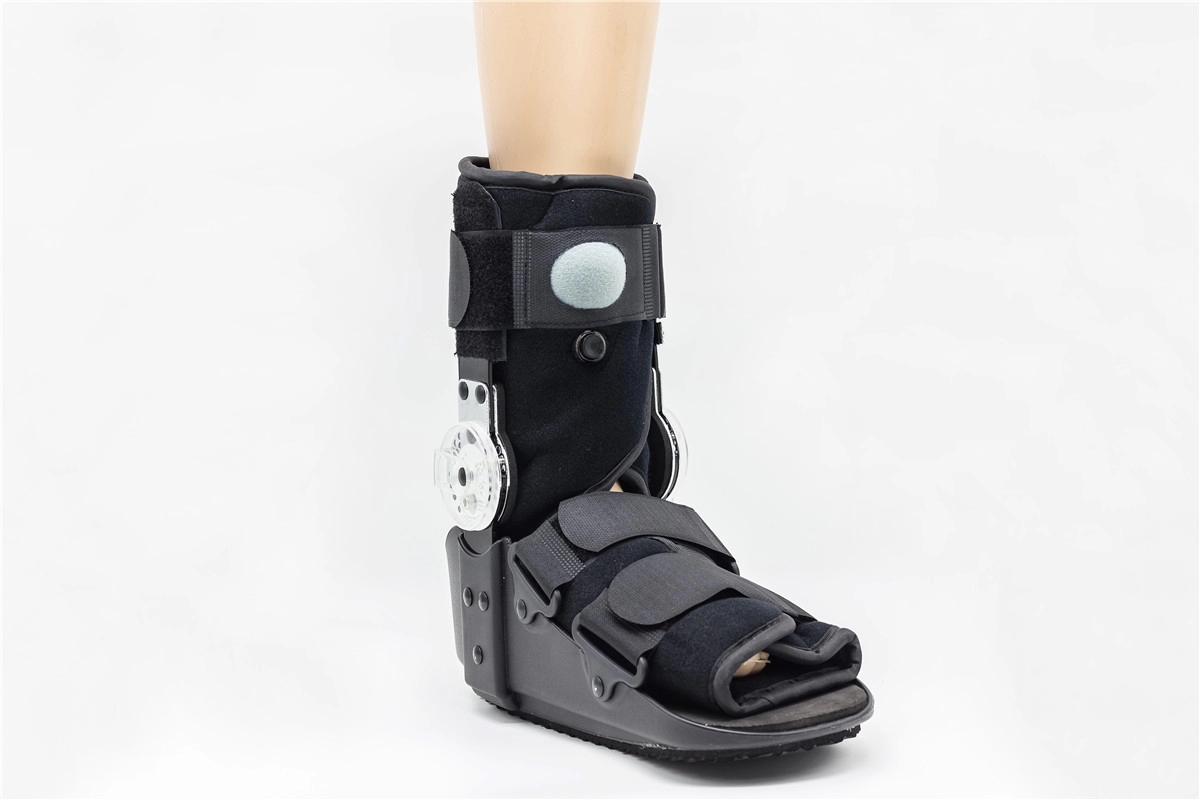 Boot walker ROM pneumatik 11" yang dapat disesuaikan dari produsen perangkat ortopedi medis