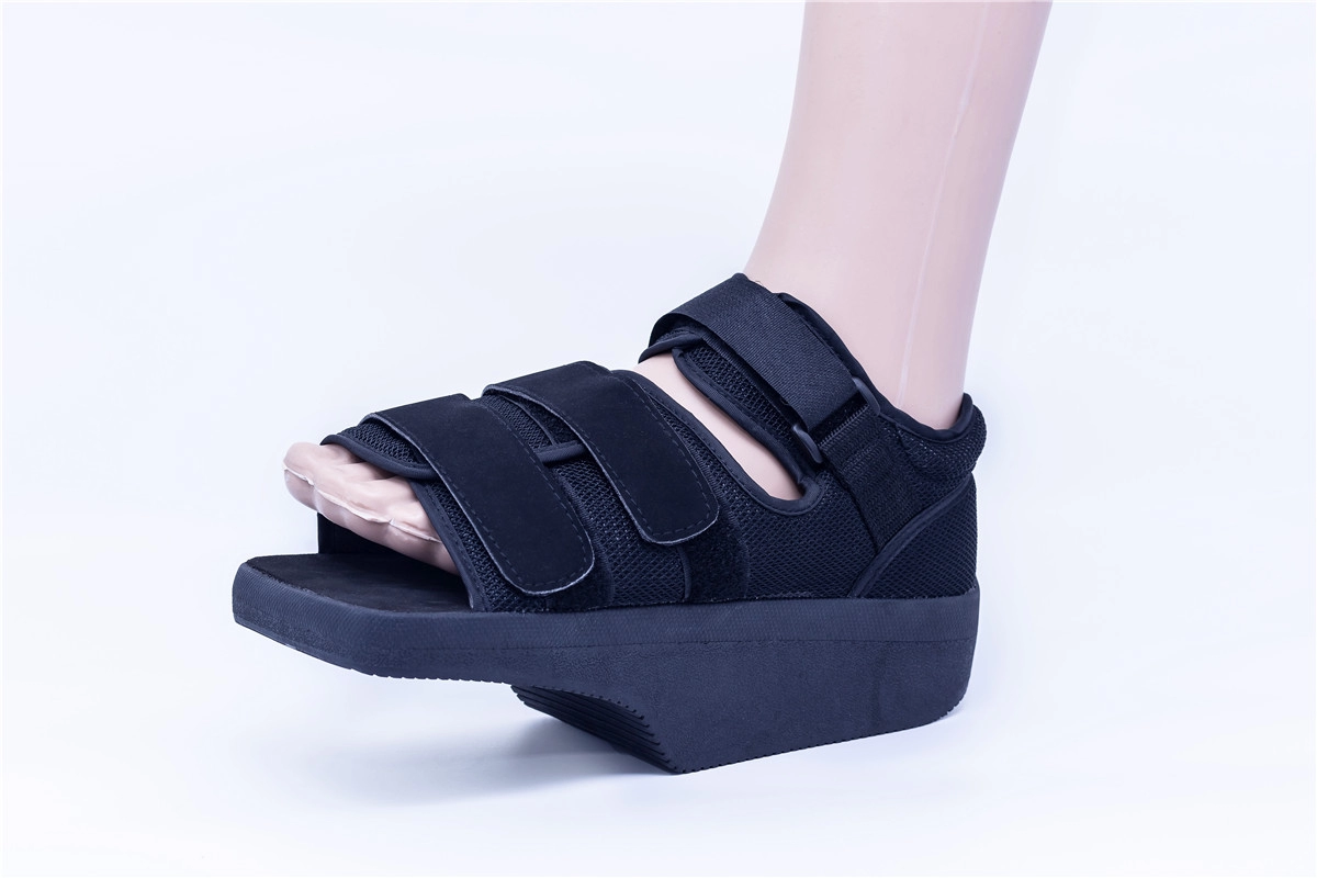 Offloading post-op ortho wedge walker boot shoes untuk ulkus kaki diabetik dengan pakaian jaring udara