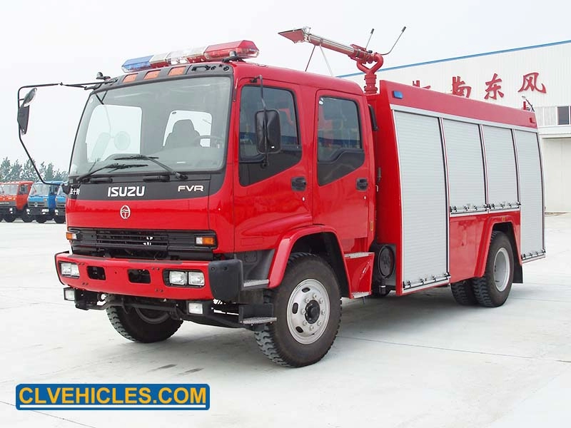 Kendaraan pemadam kebakaran tangki ISUZU 8000 liter