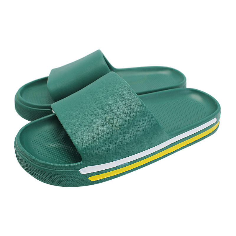 Beach slide sandal