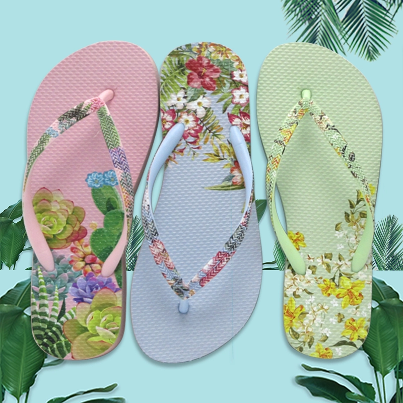 Sandal jepit musim panas dengan cetakan bunga