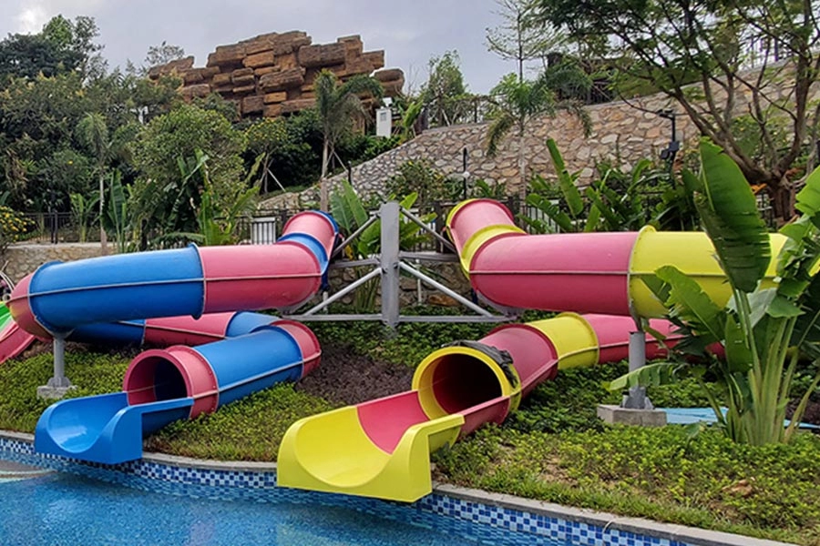 Slide Taman Air Fiberglass Komersial Profesional Untuk Anak-Anak
