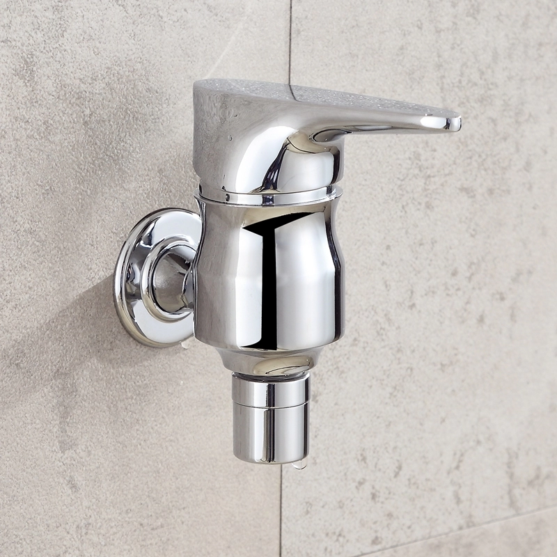 Faucet Wall Mount Tradisional