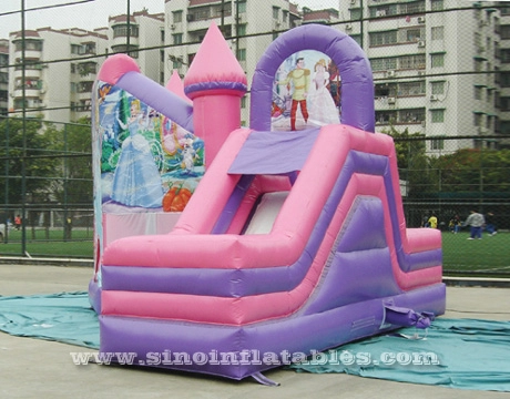 Kastil goyang putri tiup pesta anak-anak 6x5m dengan seluncuran dari Sino Inflatables