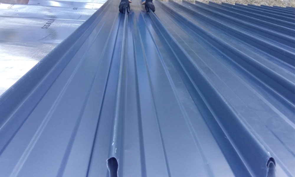 lembaran atap warna aluminium seng